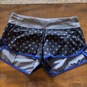 Lululemon size 6 speed up